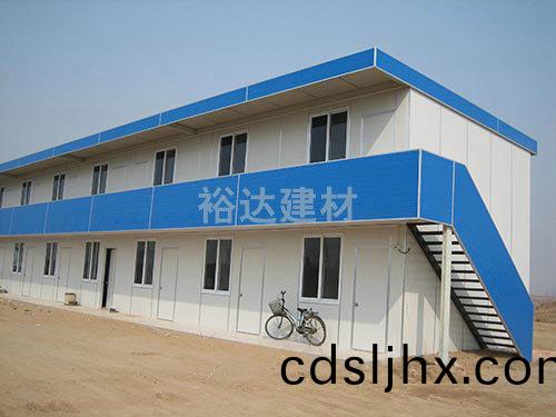 雙(shuang)層(ceng)活(huo)動(dong)闆房